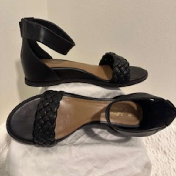 Seychelles Ankle Strap Sandal - Picture 3 of 4